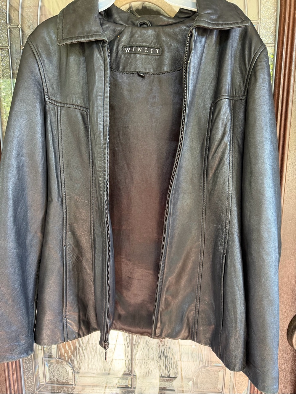 Winlit Women's Black Leather Zip-Up Jacket
